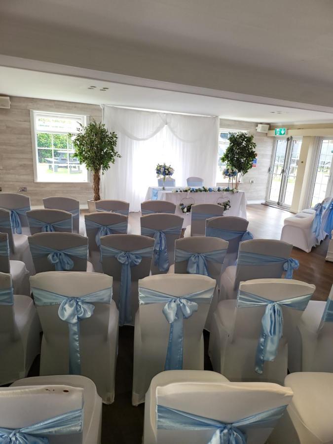 מלון Hilton House מראה חיצוני תמונה