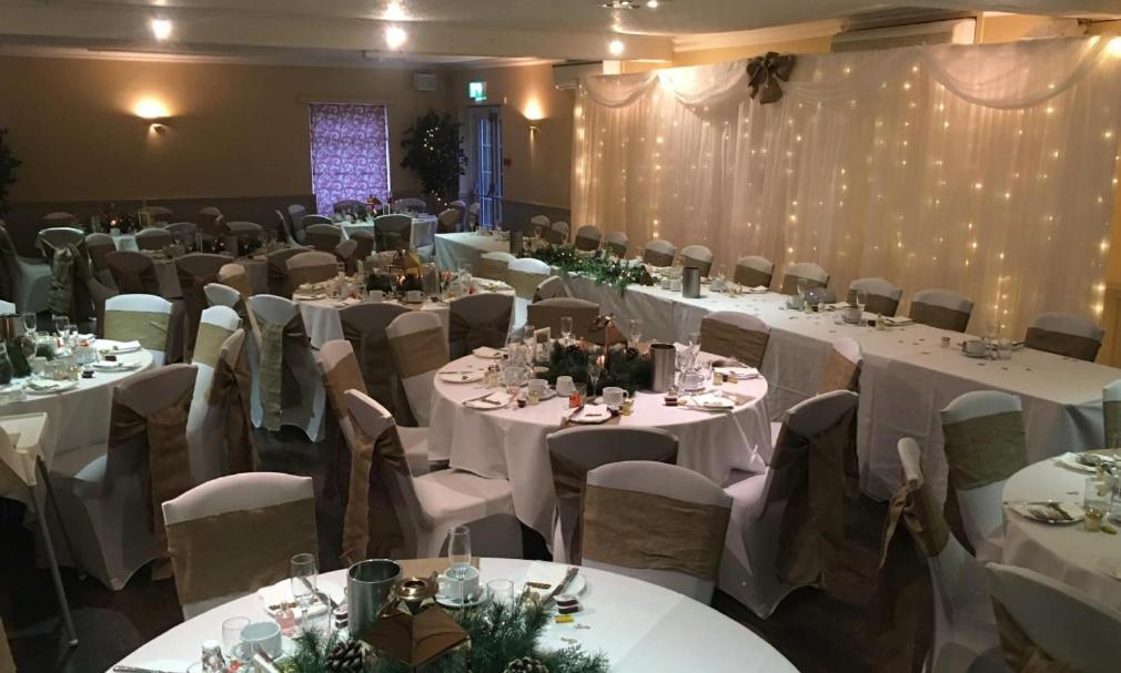 מלון Hilton House מראה חיצוני תמונה